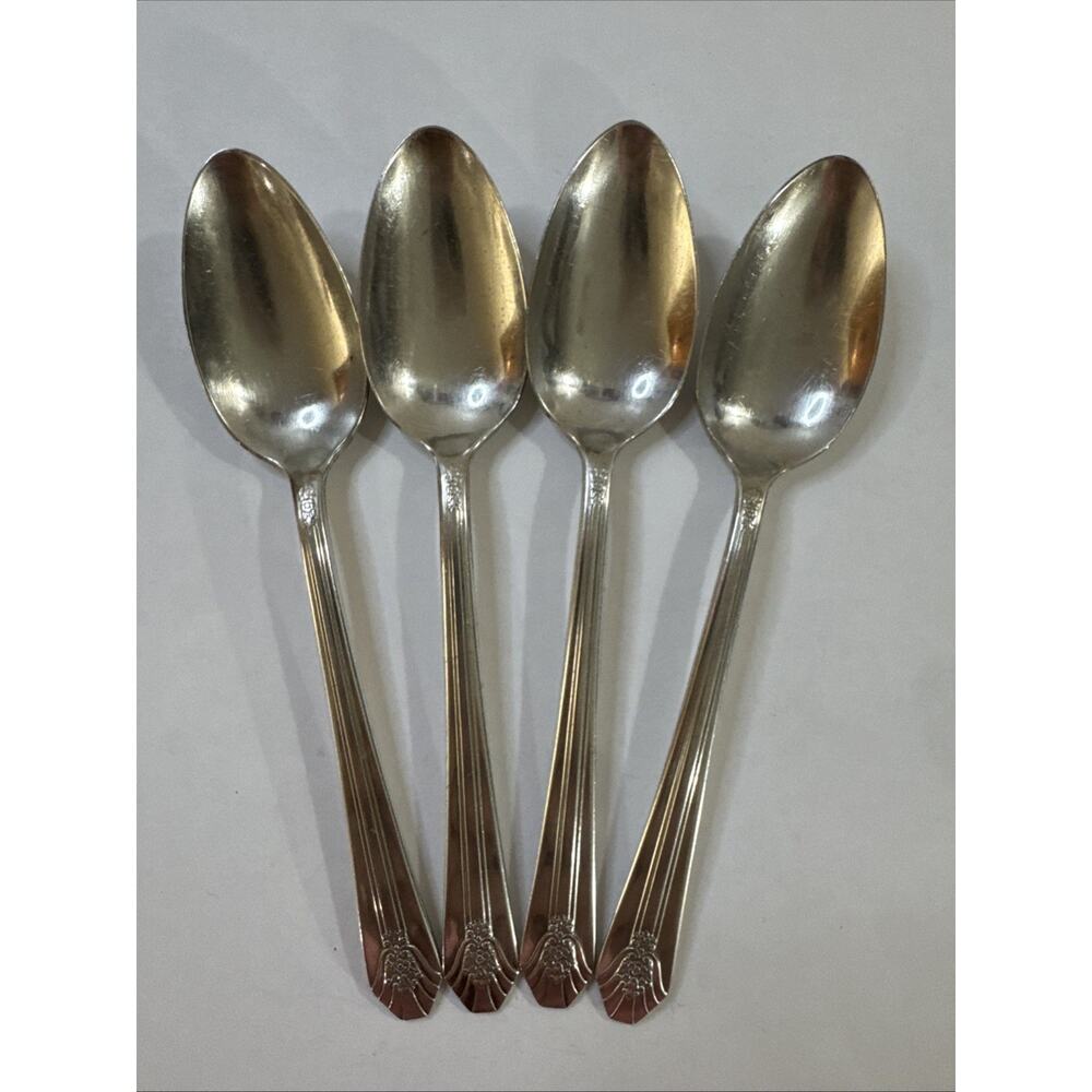 4 Teaspoons - International Silverplate - Imperial - WM Rogers Silverware 6 1/8”